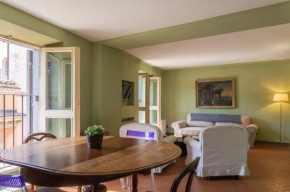 Piazza Venezia Charming & Bright Apartment